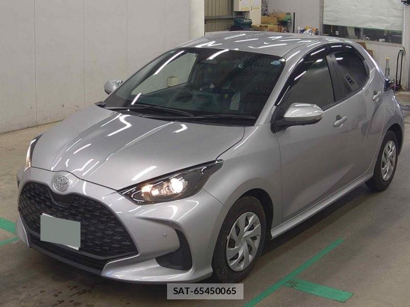 Toyota YARIS 2025-06 8779320-3