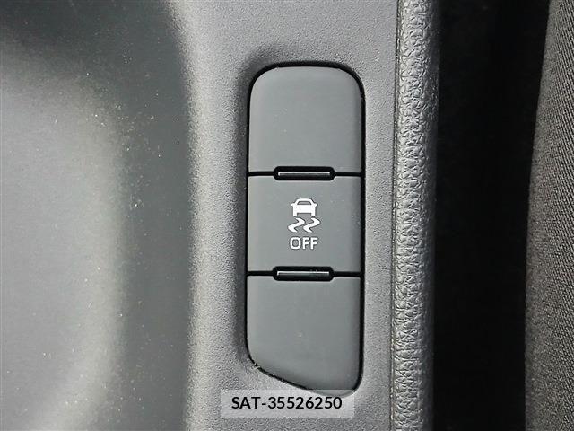 Toyota YARIS 2020-04 8798022-21