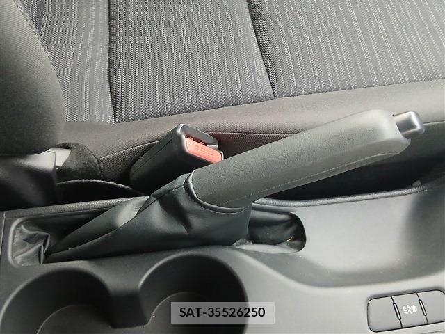 Toyota YARIS 2020-04 8798022-22