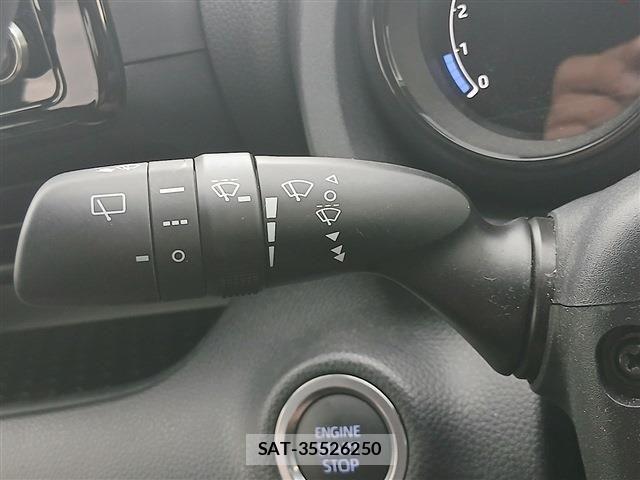 Toyota YARIS 2020-04 8798022-27
