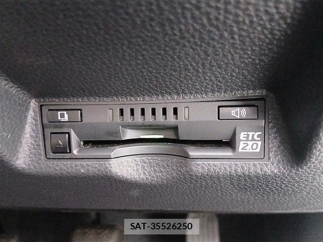 Toyota YARIS 2020-04 8798022-29