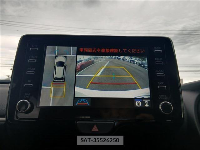 Toyota YARIS 2020-04 8798022-4