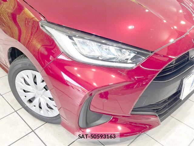 Toyota YARIS 2021-04 8798025-11