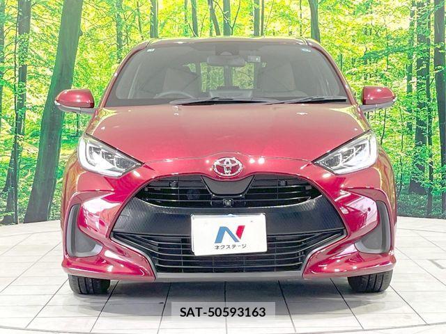 Toyota YARIS 2021-04 8798025-13