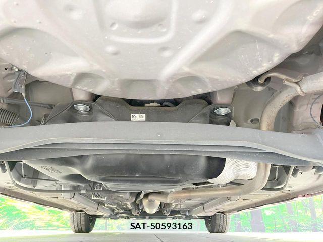 Toyota YARIS 2021-04 8798025-18