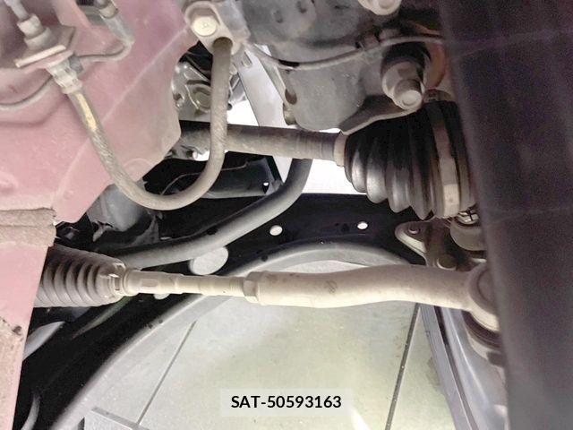Toyota YARIS 2021-04 8798025-19