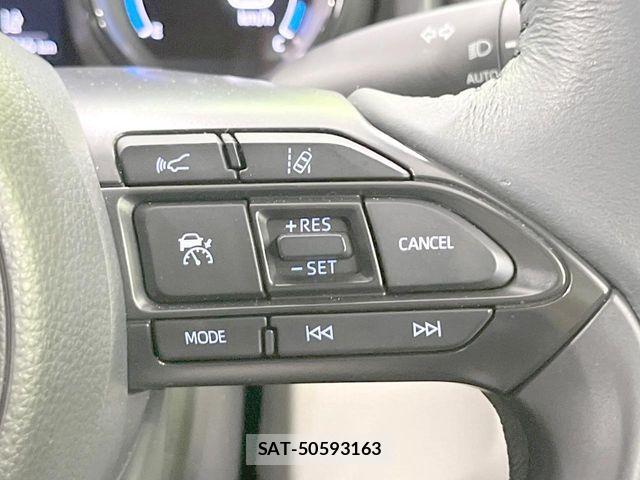Toyota YARIS 2021-04 8798025-5