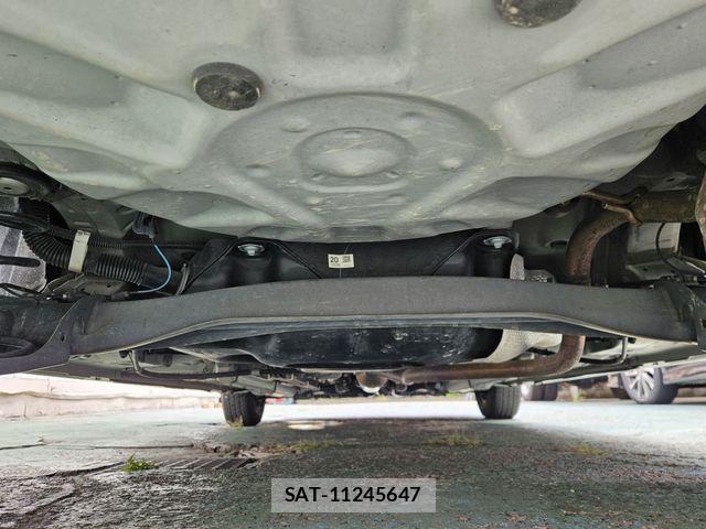 Toyota YARIS 2020-08 8798027-27