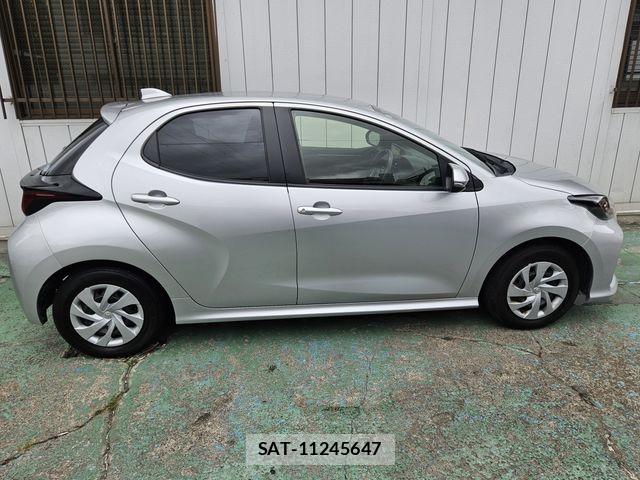 Toyota YARIS 2020-08 8798027-5