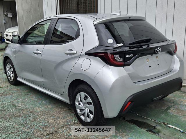 Toyota YARIS 2020-08 8798027-6