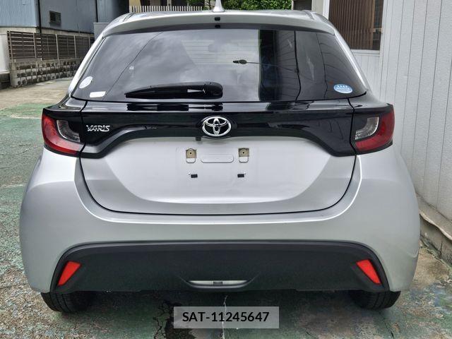 Toyota YARIS 2020-08 8798027-8
