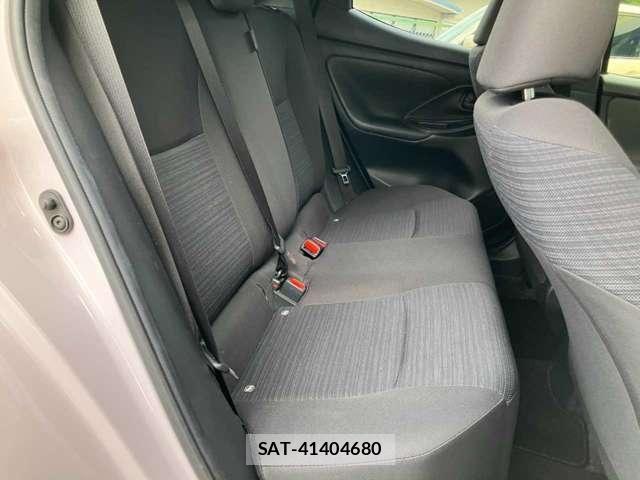 Toyota YARIS 2020-06 8798026-12