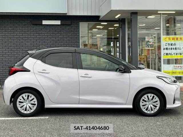 Toyota YARIS 2020-06 8798026-4
