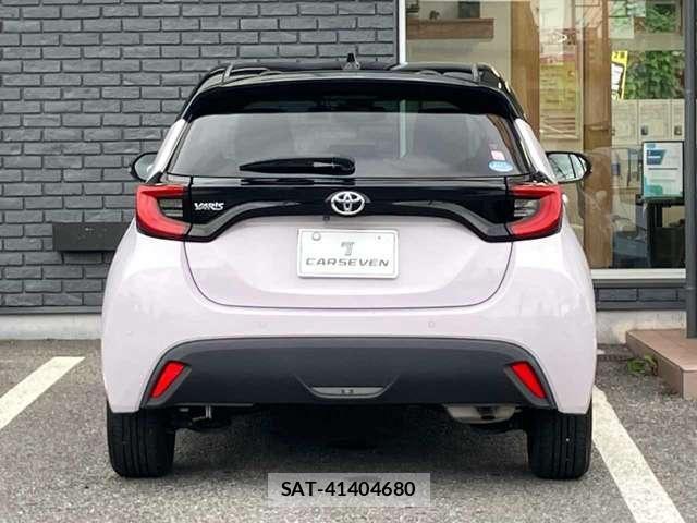 Toyota YARIS 2020-06 8798026-6