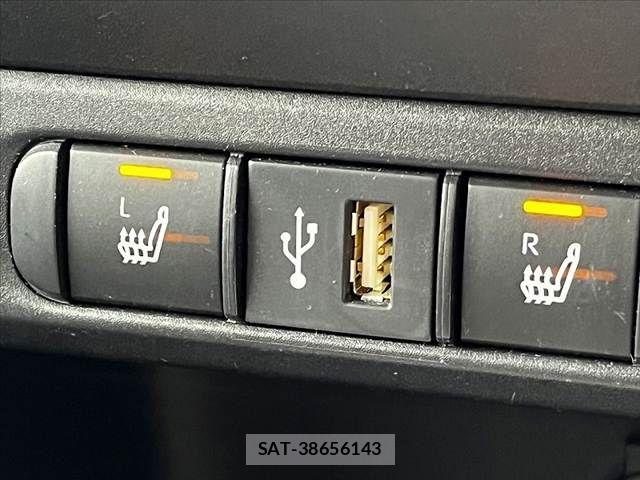 Toyota YARIS 2023-12 8798023-24