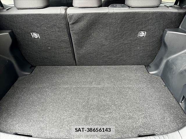 Toyota YARIS 2023-12 8798023-8