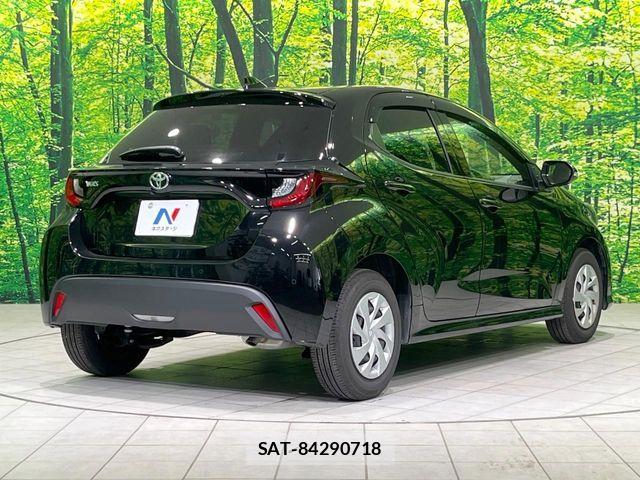 Toyota YARIS 2024-12 8798024-16