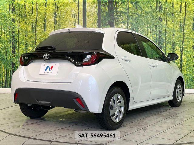 Toyota YARIS 2023-09 8832685-16