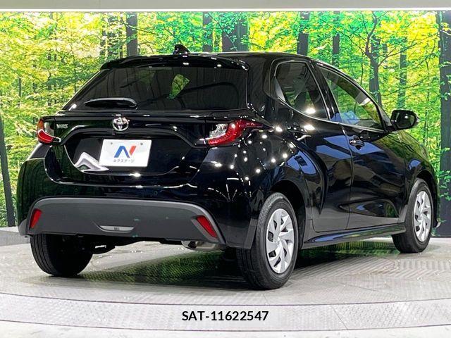 Toyota YARIS 2023-09 8832686-16