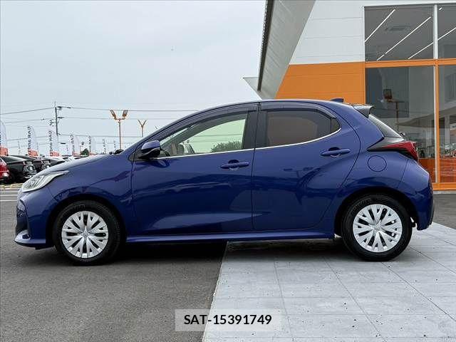 Toyota YARIS 2022-05 8832687-10