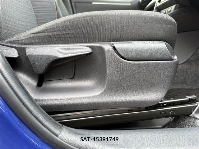Toyota YARIS 2022-05 8832687-22