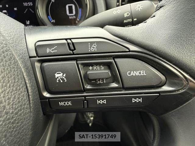 Toyota YARIS 2022-05 8832687-24