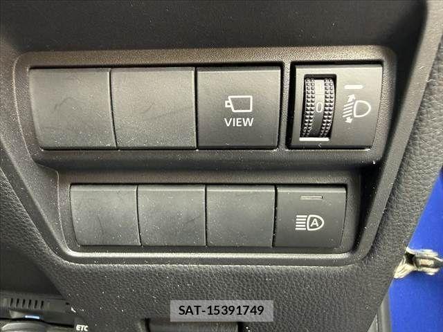 Toyota YARIS 2022-05 8832687-5