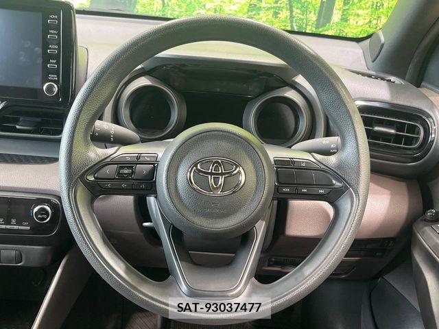 Toyota YARIS 2021-12 8832689-10