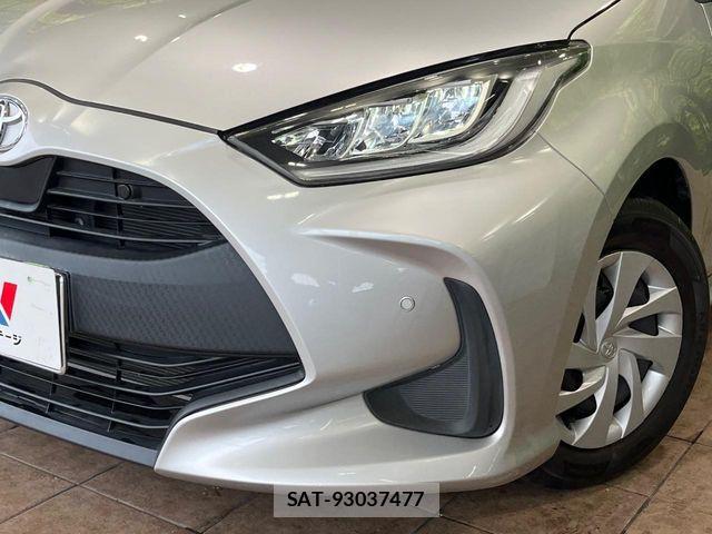 Toyota YARIS 2021-12 8832689-11