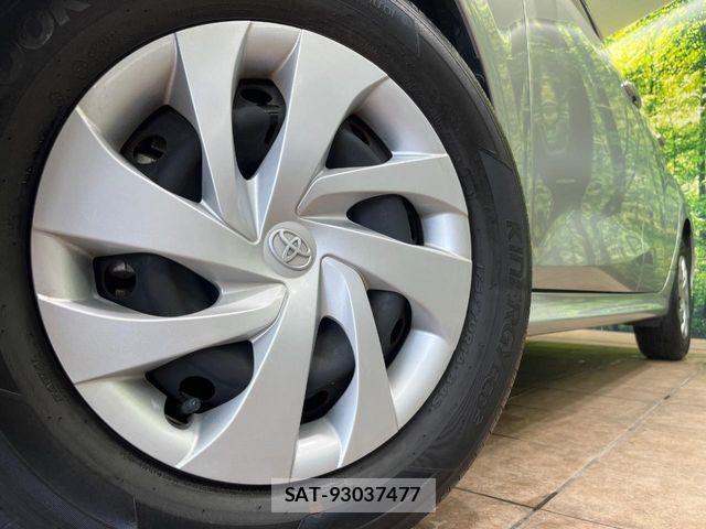 Toyota YARIS 2021-12 8832689-12