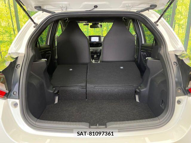 Toyota YARIS 2022-08 8832688-10