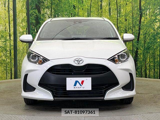 Toyota YARIS 2022-08 8832688-13