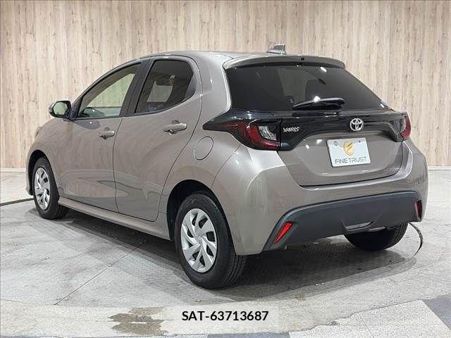 Toyota YARIS 2020-03 8832690-16