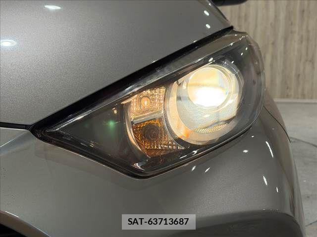 Toyota YARIS 2020-03 8832690-27