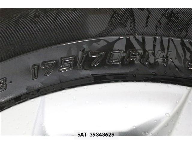 Toyota YARIS 2024-01 8851206-19