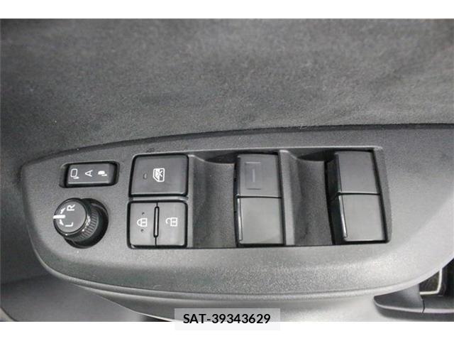 Toyota YARIS 2024-01 8851206-28