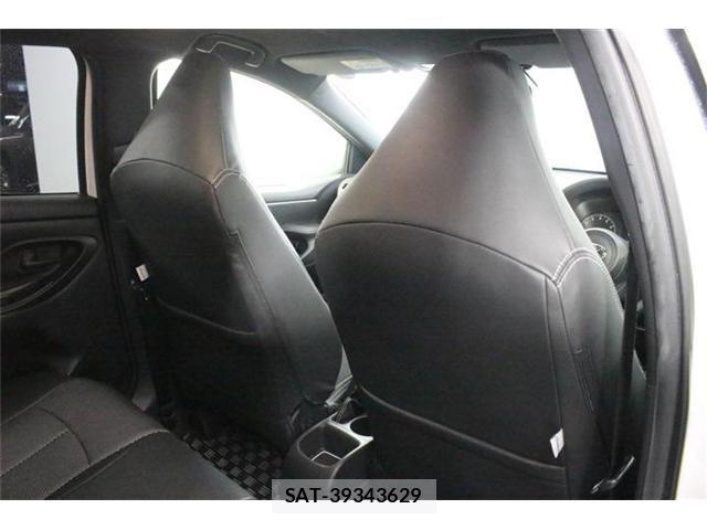 Toyota YARIS 2024-01 8851206-29