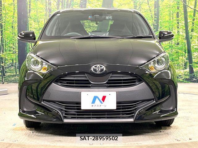 Toyota YARIS 2023-12 8851207-12