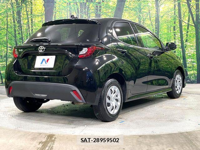Toyota YARIS 2023-12 8851207-15