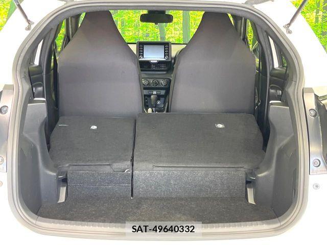 Toyota YARIS 2021-08 8851208-9