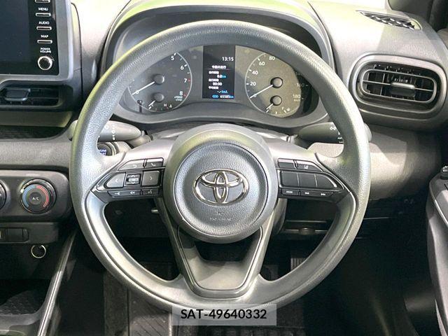 Toyota YARIS 2021-08 8851208-10