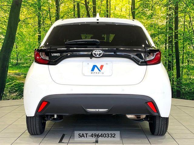 Toyota YARIS 2021-08 8851208-14