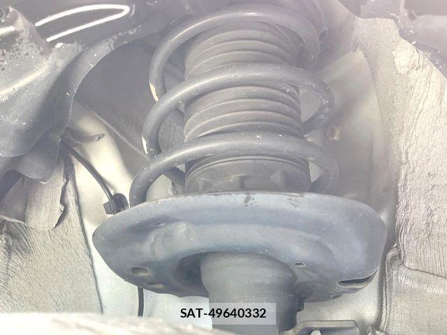 Toyota YARIS 2021-08 8851208-19