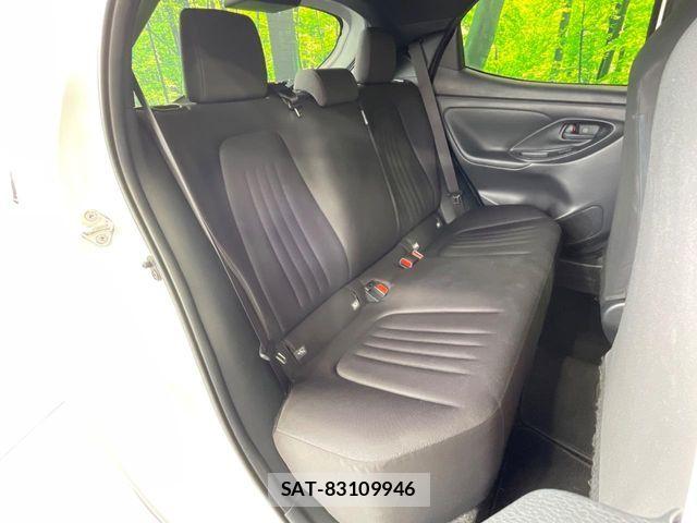 Toyota YARIS 2024-07 8851204-9