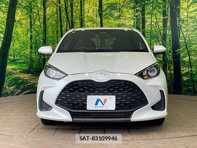 Toyota YARIS 2024-07 8851204-14