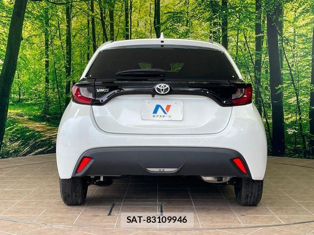 Toyota YARIS 2024-07 8851204-15