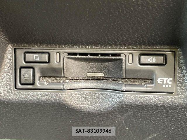 Toyota YARIS 2024-07 8851204-6
