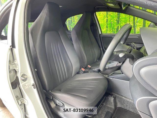 Toyota YARIS 2024-07 8851204-8