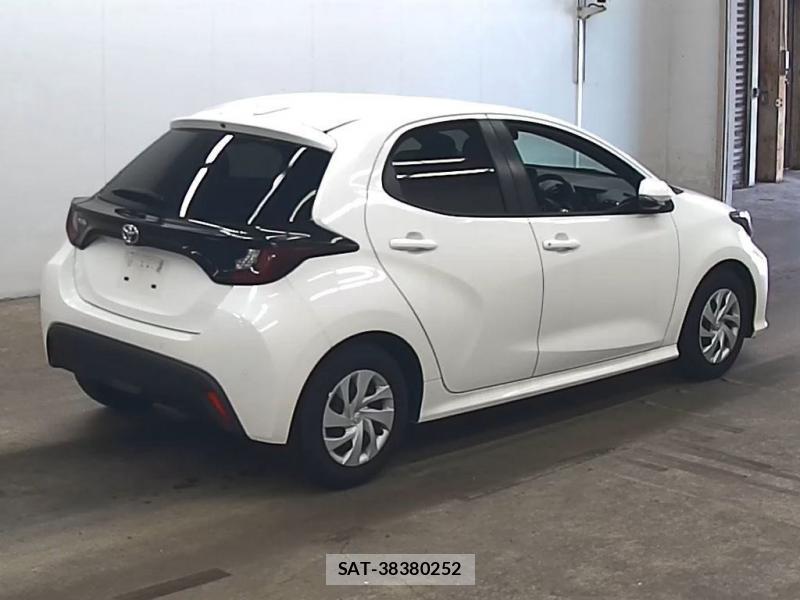 Toyota YARIS 2021-07 8842518-1