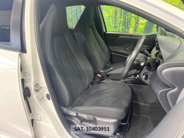 Toyota YARIS 2020-11 8851209-7